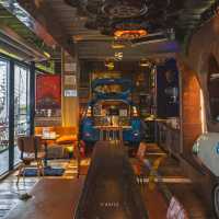 MeStyle Garage Hotel Bangkok 🛢️🪜