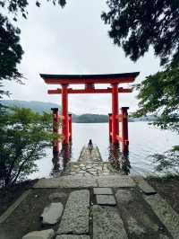 箱根人氣景點 -  箱根神社 水中鳥居⛩️