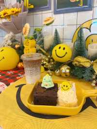คาเฟ่ธีมคริสต์มาสสุดคิ้วท์ที่บางใหญ่ นนทบุรี 🙂💛