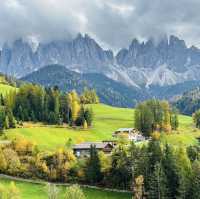 DOLOMITES in AUTUMN 