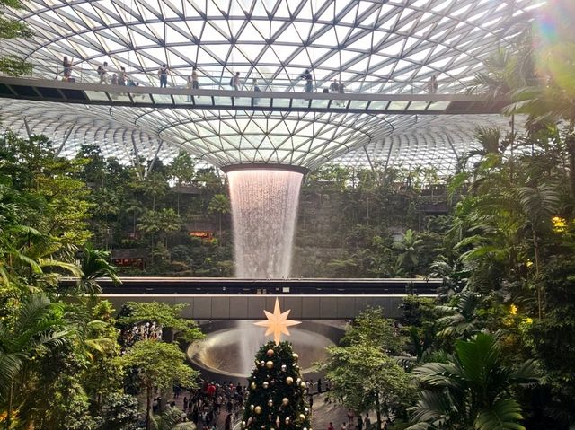 A Christmas vibe at Changi Jewel