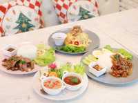 คาเฟ่สวนดอกไม้ Cakery 