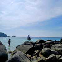 泰國麗貝島絕美海灘景點:Daya Beach，果凍玻璃海，適合拍照📸打卡游泳