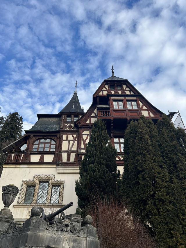 Peleș Castle: Timeless Elegance