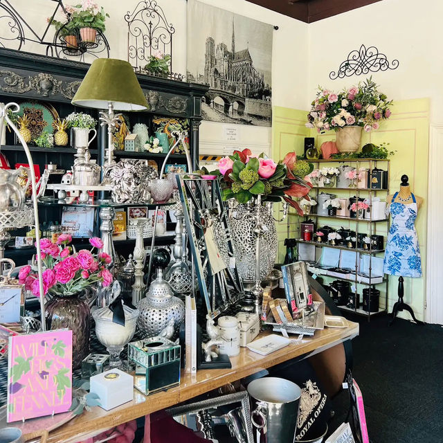 Lafayette On Bridge Shop