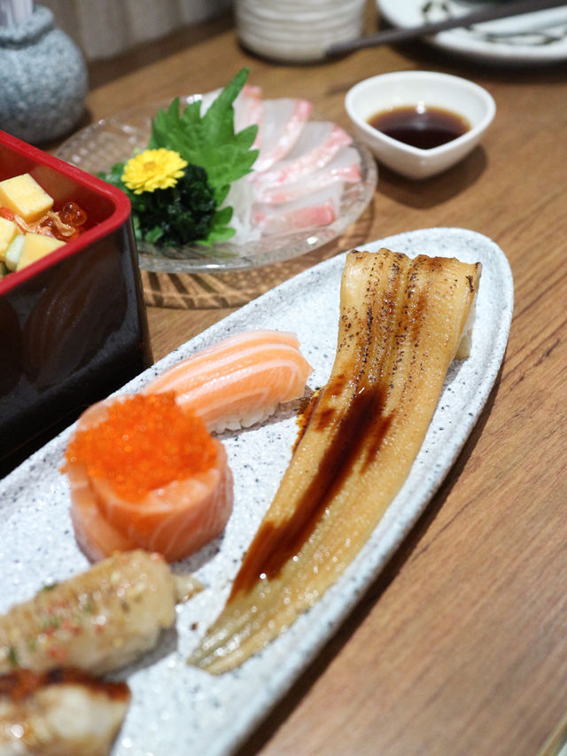  炮台山。豐富萬華丼