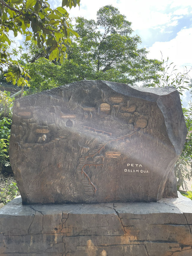 Exploring the unique 7 pit stop in Gunung Reng