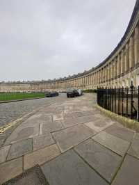Bath – Roman Baths and the Royal Crescent