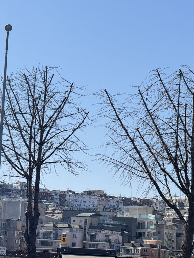 Bukchon Hanok Village หมู่บ้านสไตล์โซชอน