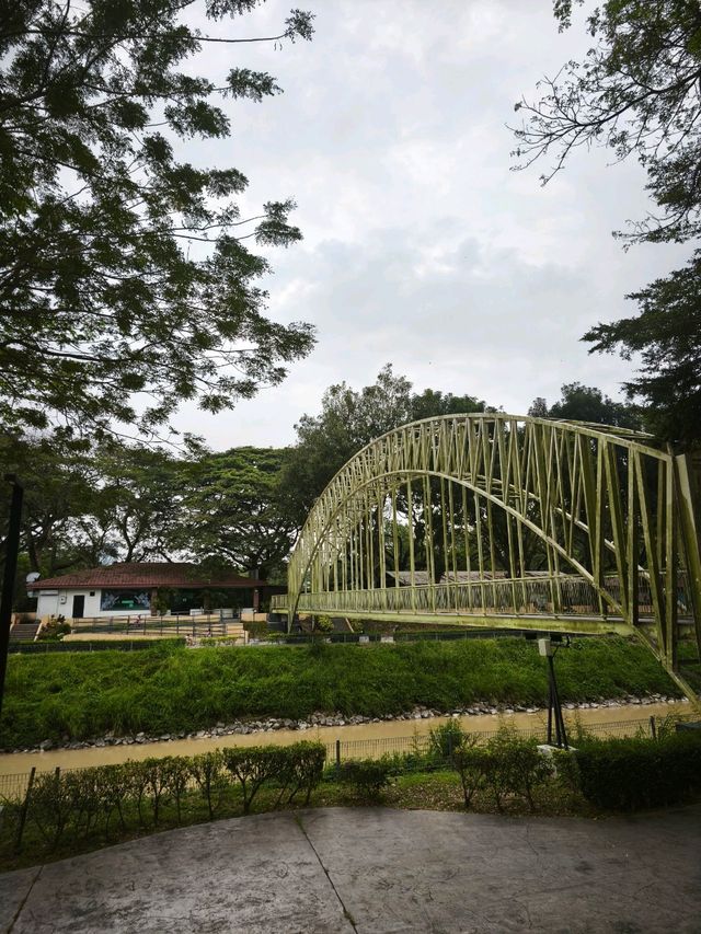 เดินเล่นริมน้ำ Kinta Riverwalk