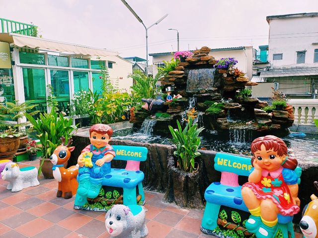 泰國曼谷市中心湄南河畔著名地標性寺廟景點:水門寺，適合拍照📸打卡冥想