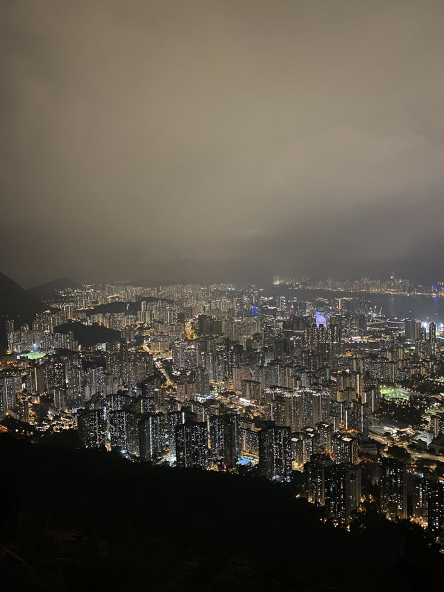 震撼的獅子山之日落🌅，讓人流連忘返的夜景🌃