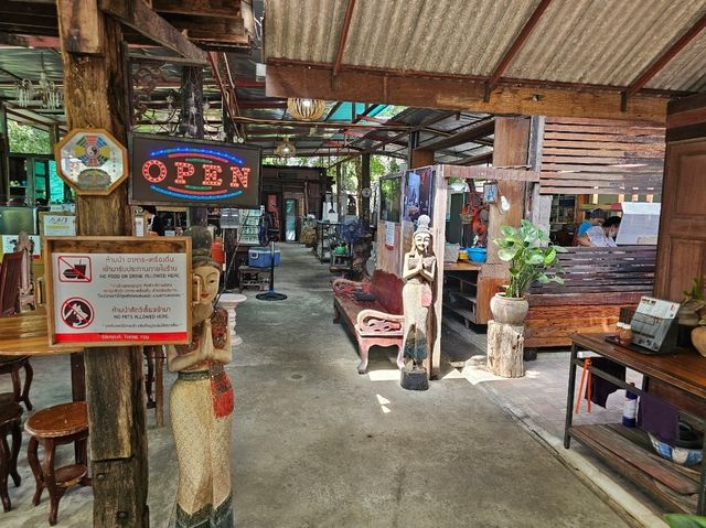 ร้านบ้าน 6/2 ต.บางน้ำผึ้ง