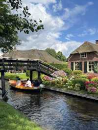 A Fairytale Escape – My Visit to Giethoorn