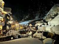 白日和夜晚都夢幻的銀山溫泉