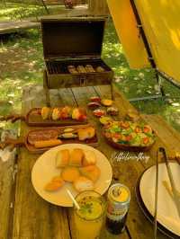 Tropical Eglamping 