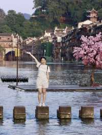 🇨🇳Furong Town & Phoenix Ancient Town Day & Night 🌿🏮
