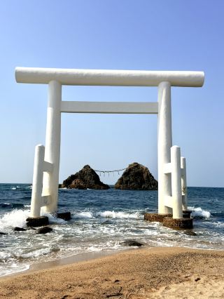 Fukuoka | Sakurai Futamigaura Meoto Iwa: The Romantic Connection Between Summer Solstice and Ise Futamigaura