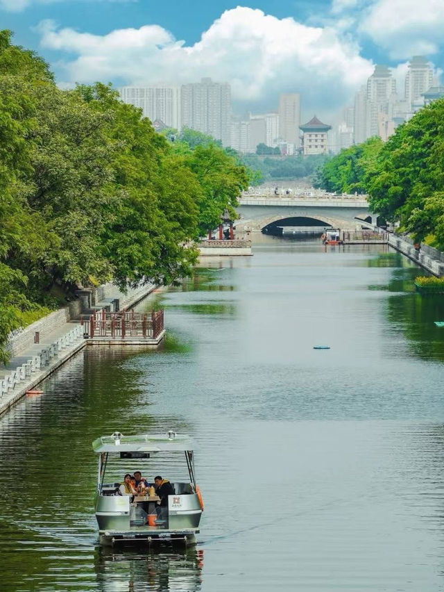 Explore Xi’an Sceneries