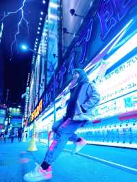 Shinjuku After Dark: A Nighttime Adventure Through Tokyo's Vibrant Districts