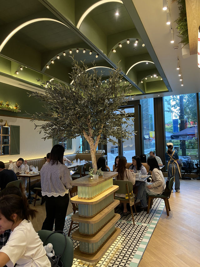 ชวนมาชิม Smith & Co – ร้านน่ารัก vibe ยุโรป 🍋🥓🍝