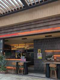 Retro Vibes & Sweet Bites at Lan Kwai Fong 1982!