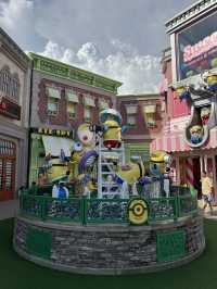 Stay in Sentosa, be the first to get to Universal Studios!