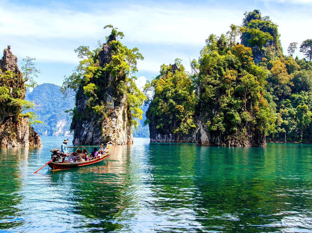 🌿 Surat Thani Unlocked: A Weekend Escape for the Young-at-Heart Explorer!
