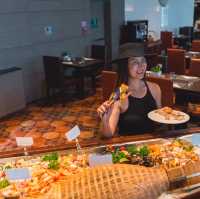 Buffet ในโรงเเรม Fourpoint ติดรถไฟฟ้า อร่อย!