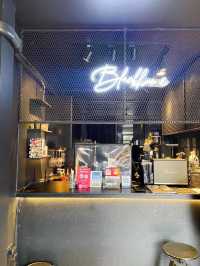 BLACK HOME Cafe (Kaeng Khoi)