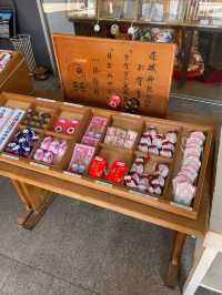 【東京都神楽坂🇯🇵赤城神社】有名な建築家がデザイン☺️おしゃれな雰囲気のパワースポット