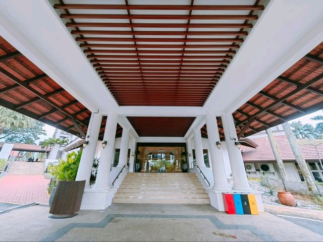 "Palm Garden Hotel Putrajaya – Nature’s Tranquility at the Edge of the City"