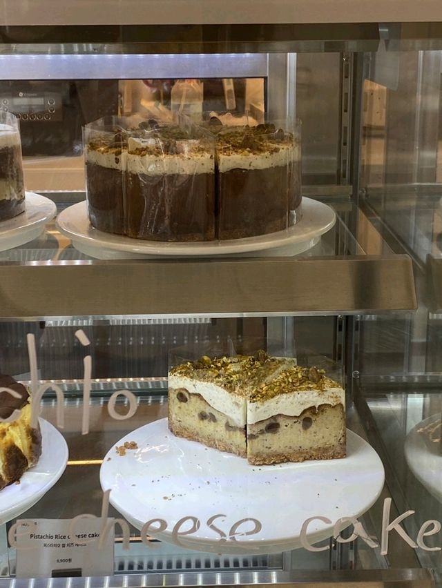 [🇰🇷ソウル] ノクサピョン駅「ミニマイズ」／グルテンフリーの焼き菓子とケーキが楽しめるカフェ