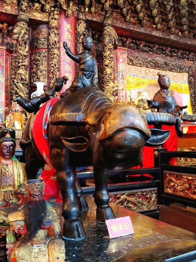Orthodox Luermen Shengmu Temple