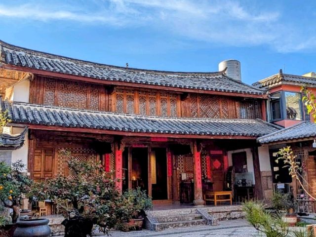 白沙古鎮，走訪麗江三大古鎮中的木府發源地