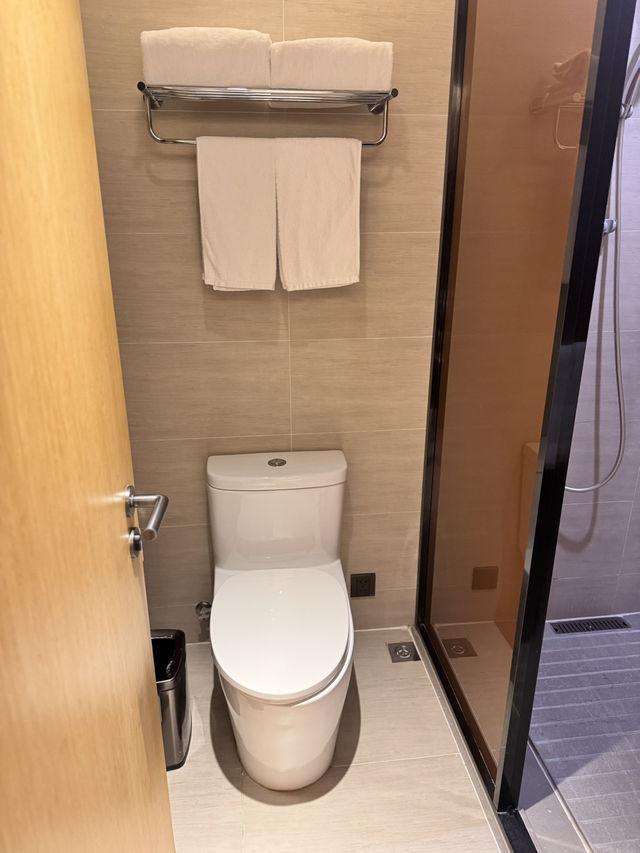 รีวิวโรงแรม Ji Hotel (Shanghai People's Square, Fu
