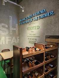 ร้านโอ๋กับจู๋ ปลูกผักเพราะรักแม่