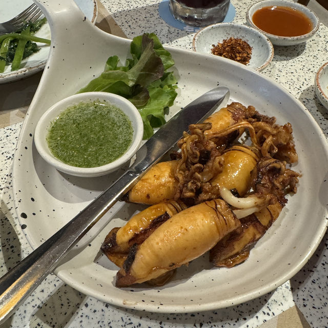 여긴 진짜 꼭 가야 돼! 방콕 로컬 미슐랭 맛집 ‘레이 라오’ 후기