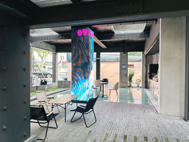 💈🍜 덕훈이용원 노천카페