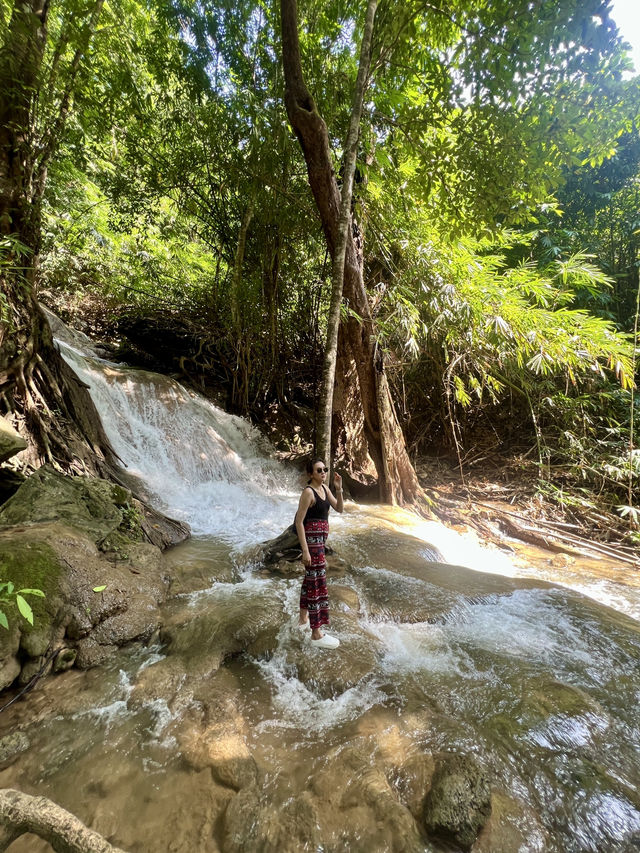 น้ำตก ผาตาด ทองผาภูมิ