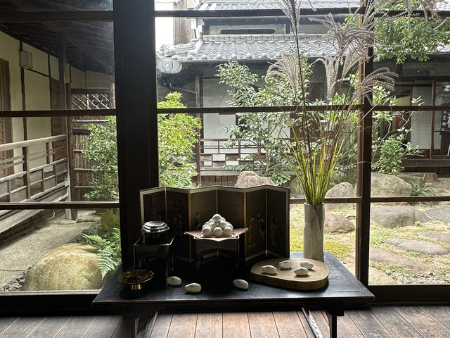 奈良町格子之家：穿越時光的古老魅力，探索奈良的傳統生活方式！