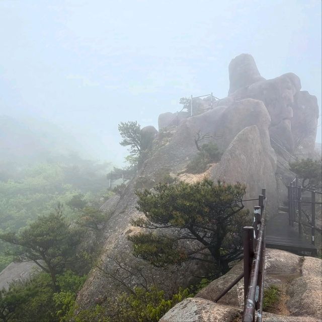 Cheonhwangbong, Outta Breath, In the Clouds, Lovin’ Life