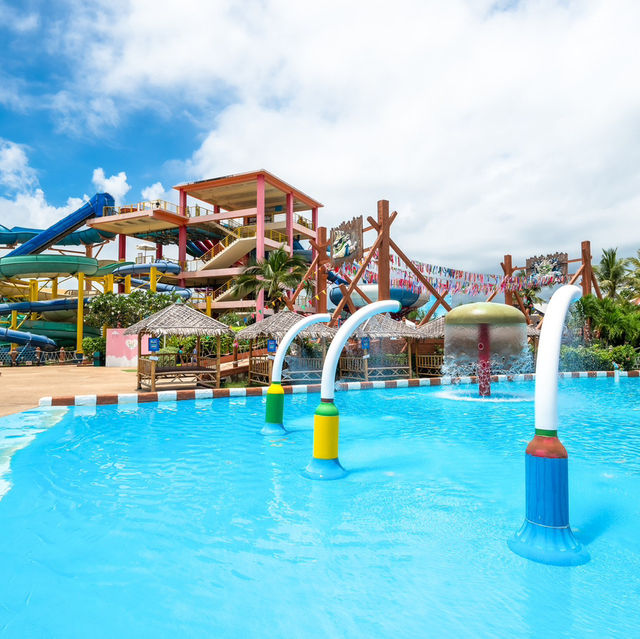 Splash Beach Resort Maikhao Phuket ไม้ขาว ภูเก็ต 