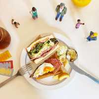Sausage Park Cafe
