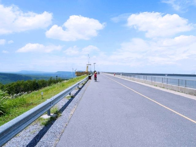 🏞️ : เขายายเที่ยง ชมวิวกังหันลม ที่ นครราชสีมา