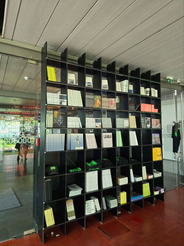 해외여행 비엔나의 카페겸 미술관 Kunsthalle Wien Karlsplatz