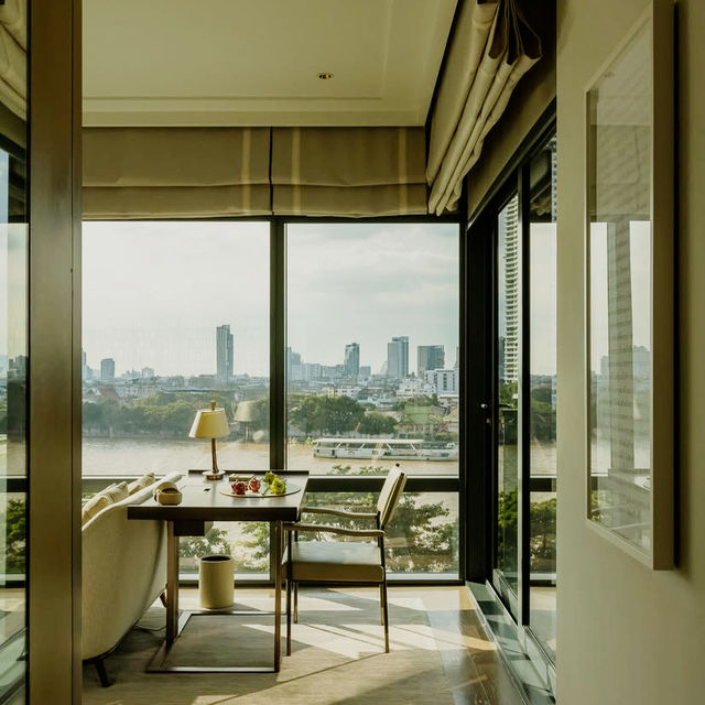 A Riverside Sanctuary of Elegance
