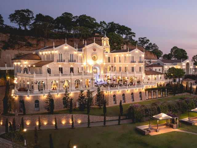 豪華なイタリア風城で、本格イタリア料理と美しい景色を楽しもう！✨ #パタヤ #CastelloDiBellagio #イ
