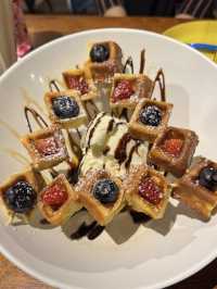 Cofeology Cafe & Restaurant