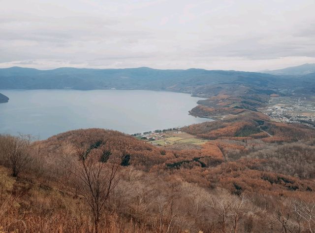 Autumn in Hokkaido: Onsen Nights & Legendary Burgers